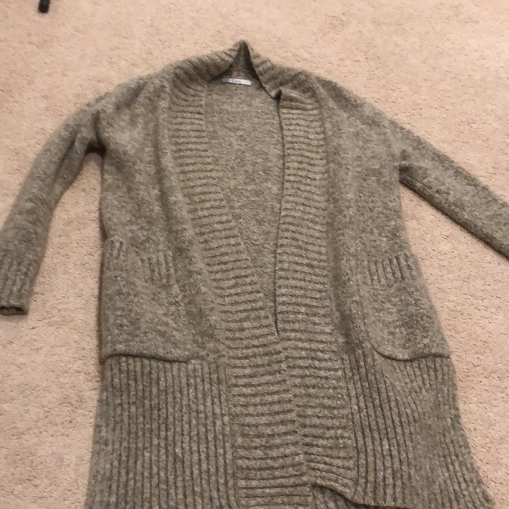Women’s long soft neutral sweater size XS